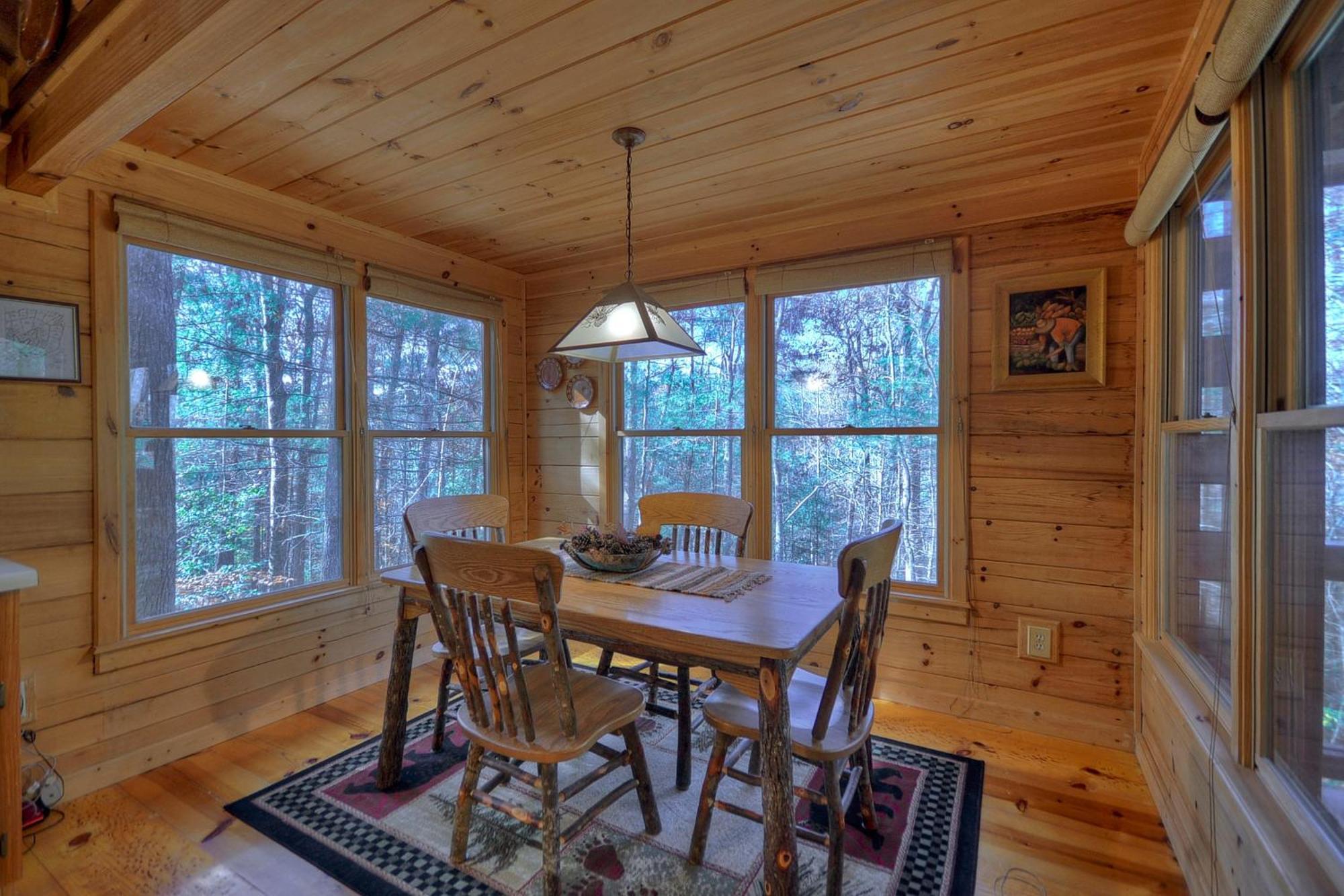 Knotty Pines Pet-Friendly Gas Fireplace Plus A Firepit Cherry Log Dış mekan fotoğraf