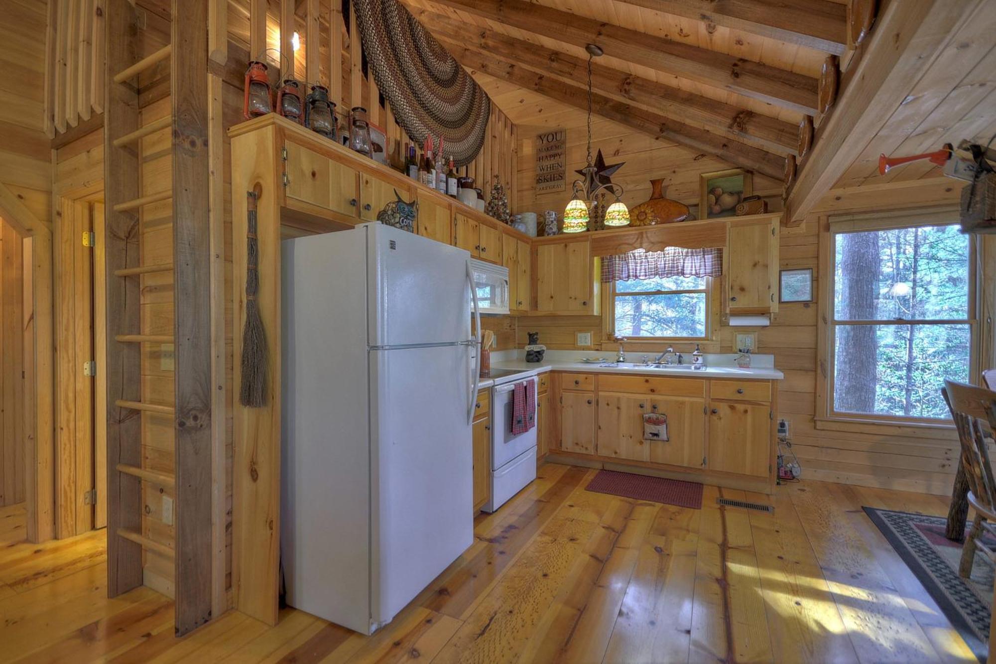 Knotty Pines Pet-Friendly Gas Fireplace Plus A Firepit Cherry Log Dış mekan fotoğraf